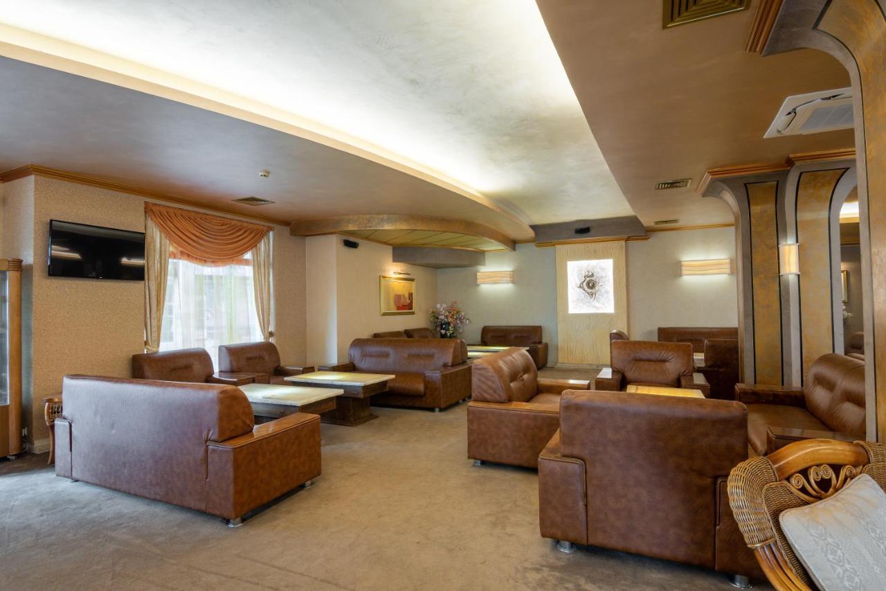 בלצ'יק Hotel Mistral מראה חיצוני תמונה