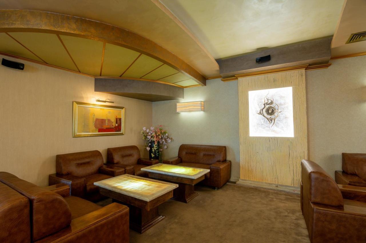 בלצ'יק Hotel Mistral מראה חיצוני תמונה