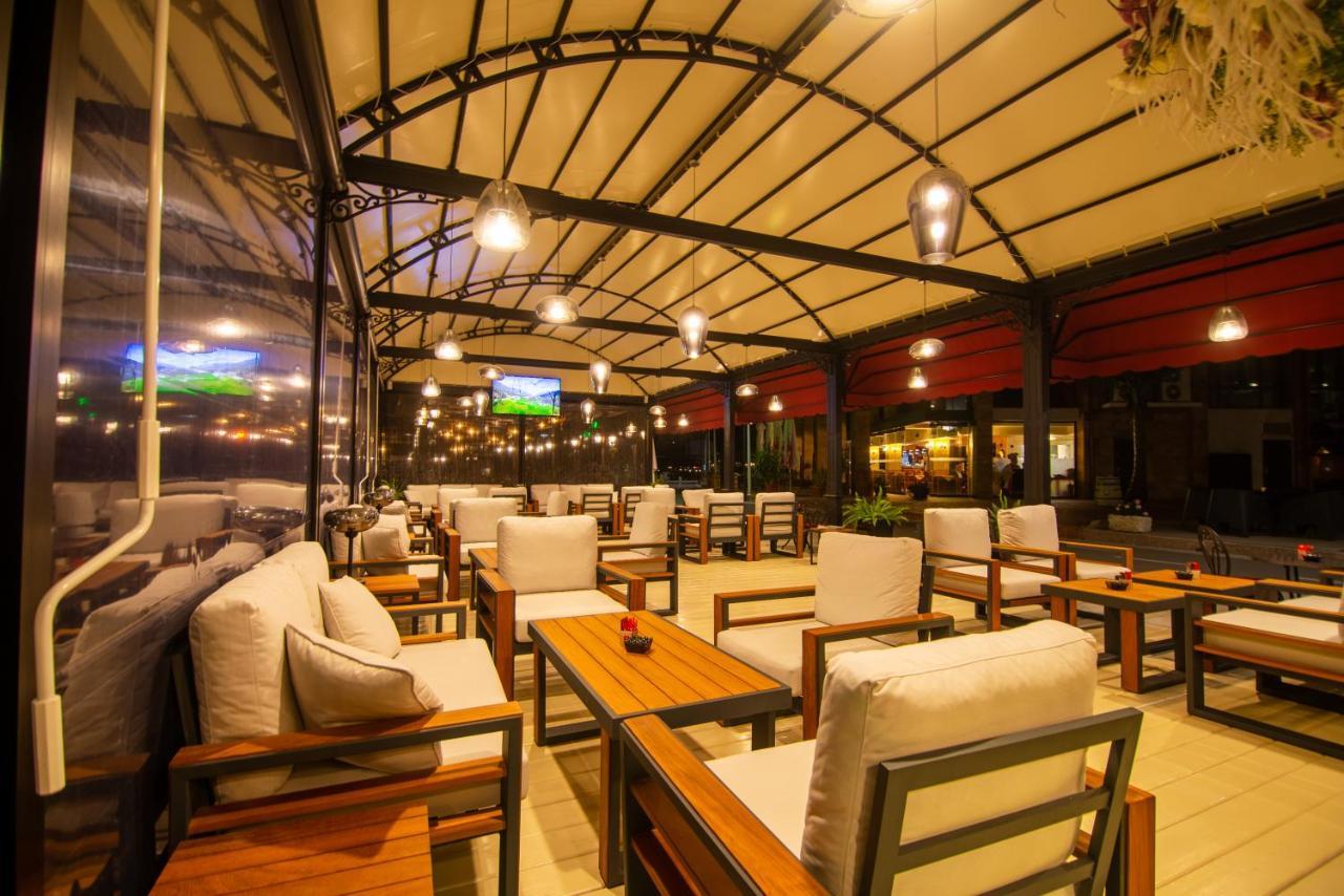 בלצ'יק Hotel Mistral מראה חיצוני תמונה