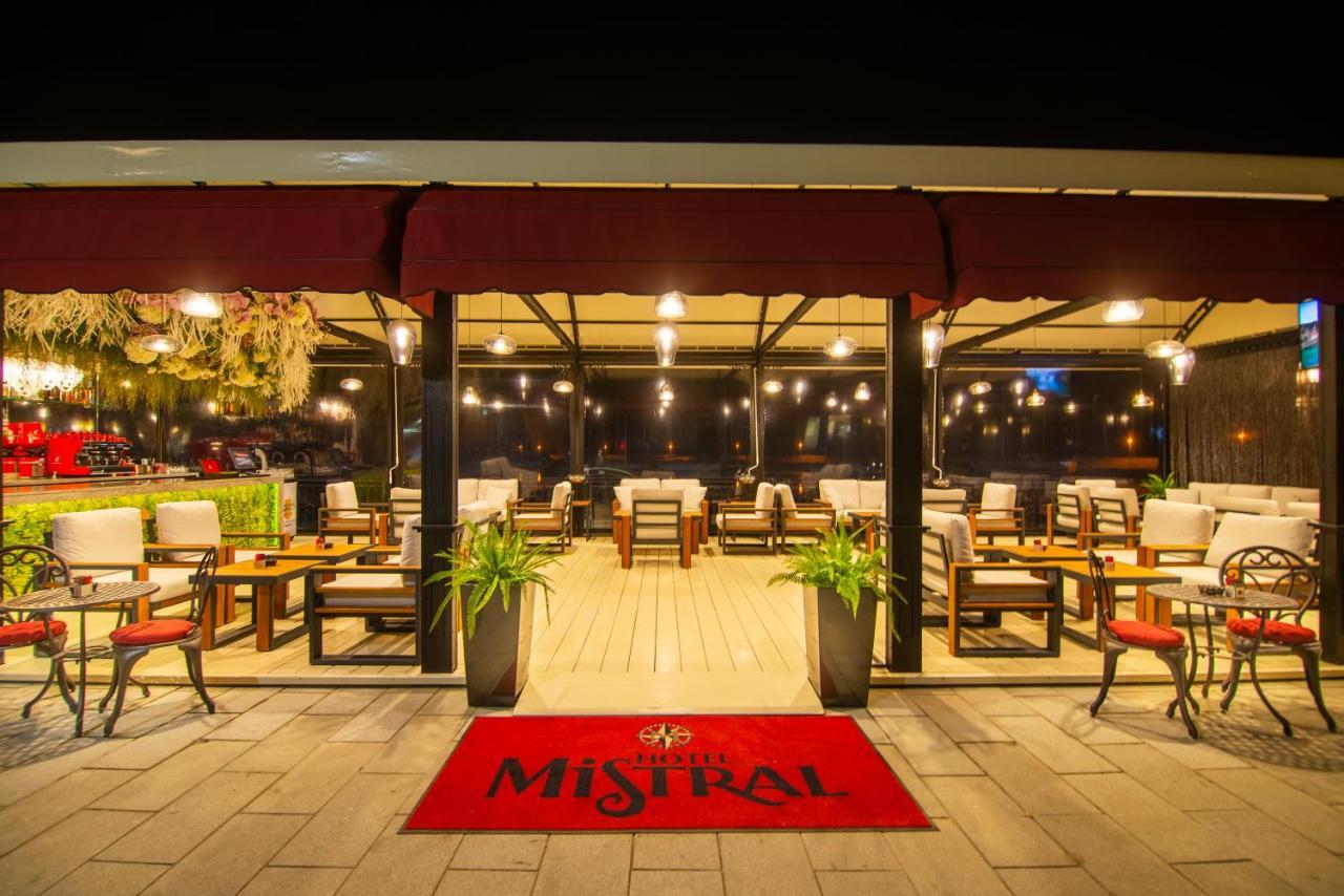 בלצ'יק Hotel Mistral מראה חיצוני תמונה