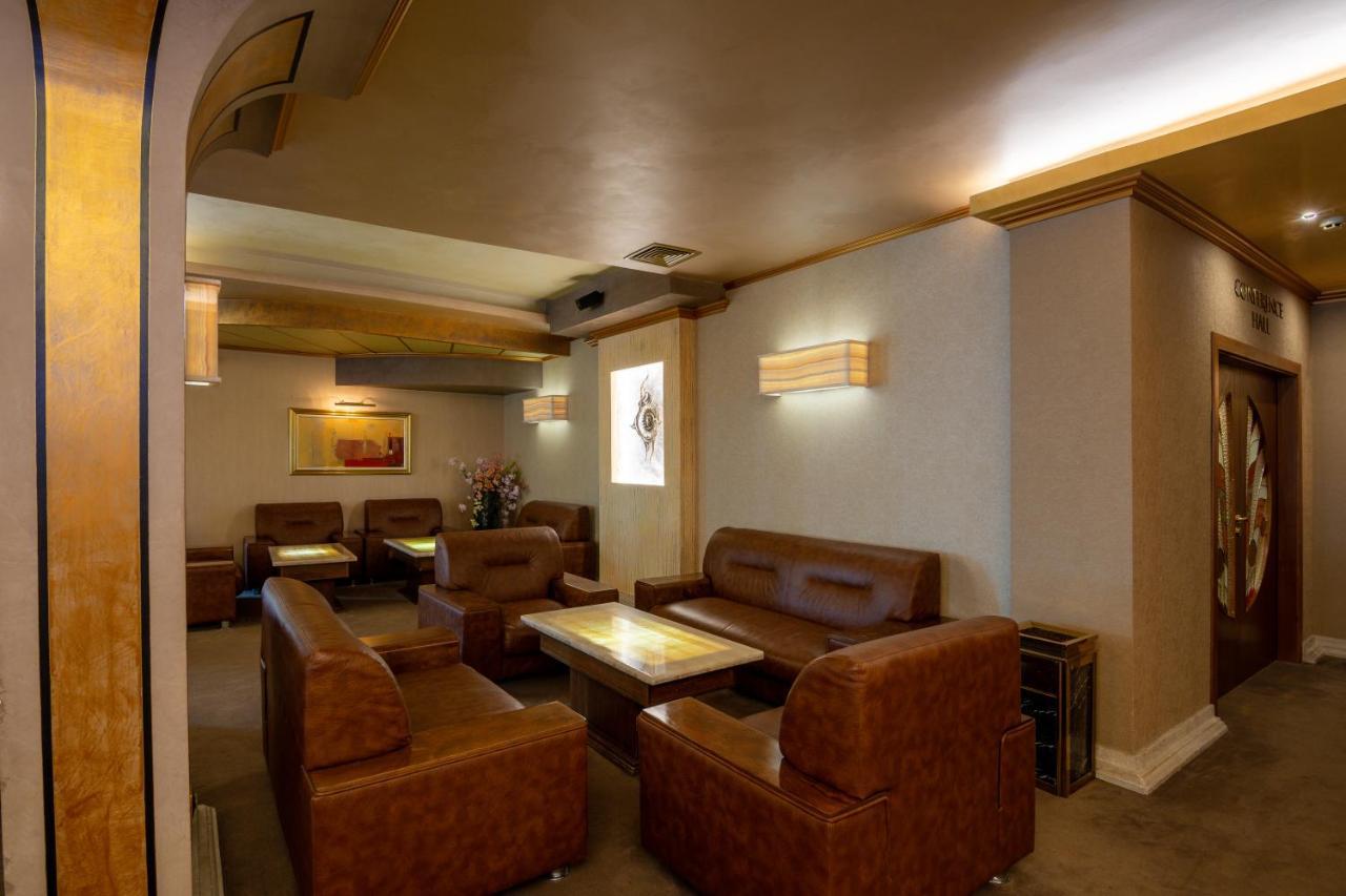 בלצ'יק Hotel Mistral מראה חיצוני תמונה