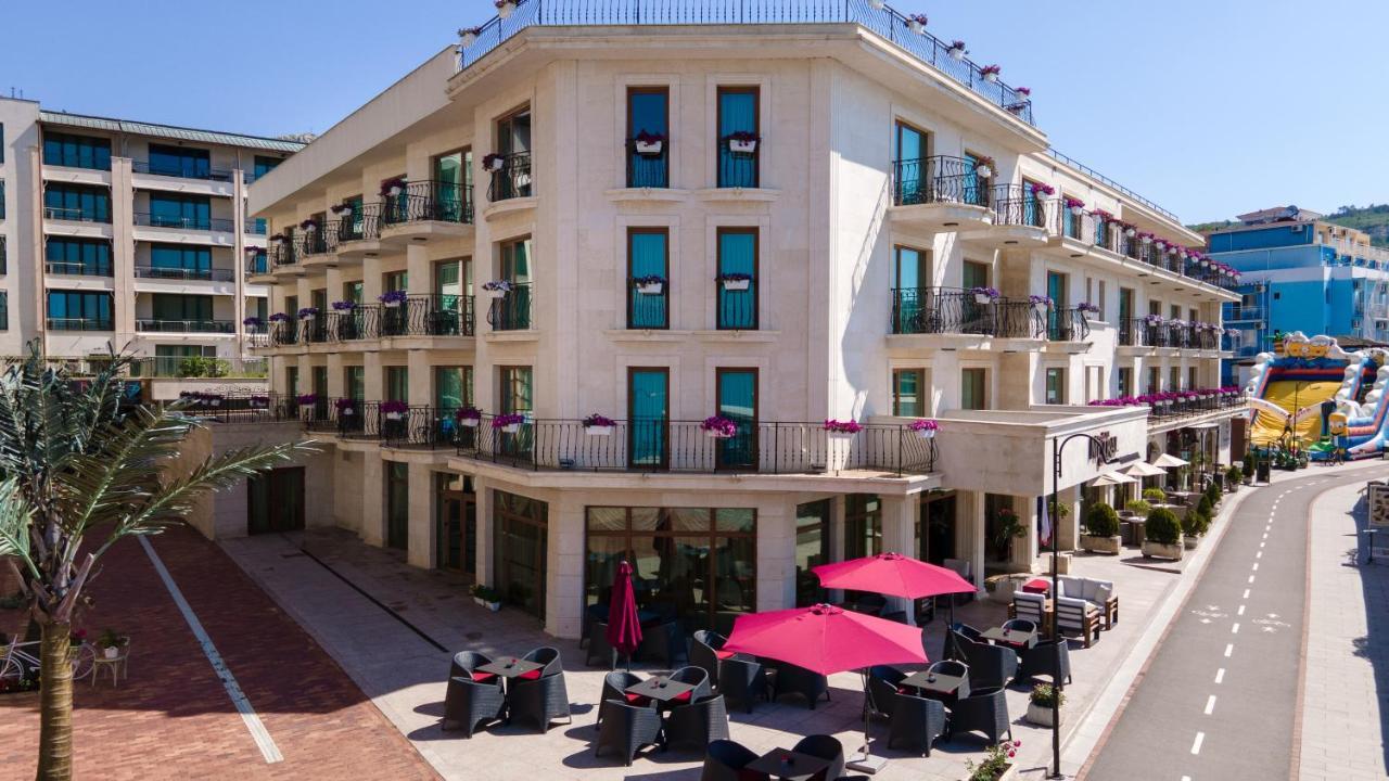 בלצ'יק Hotel Mistral מראה חיצוני תמונה
