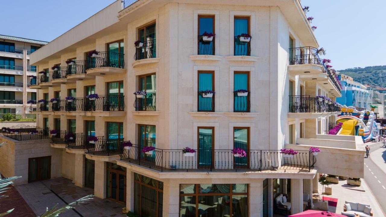 בלצ'יק Hotel Mistral מראה חיצוני תמונה