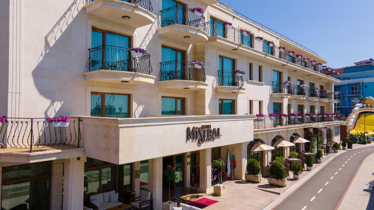 בלצ'יק Hotel Mistral מראה חיצוני תמונה